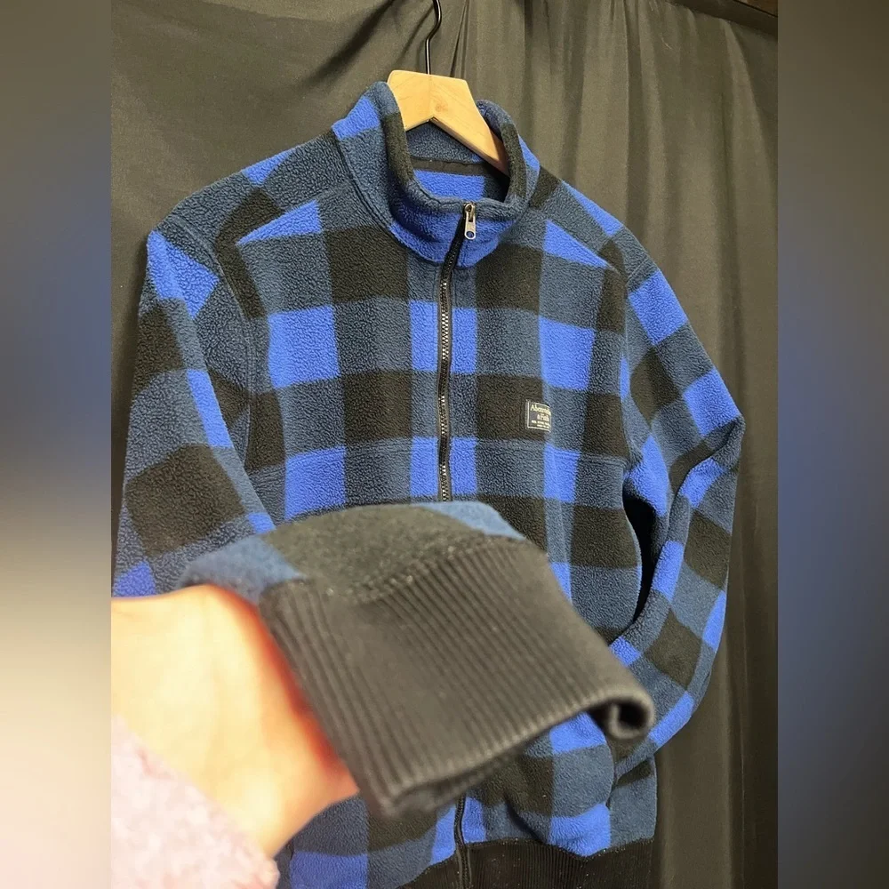 Abercrombie & Fitch 2016 Collection Blue & Black Buffalo Plaid Full Zip Fleece - Picture 3 of 11